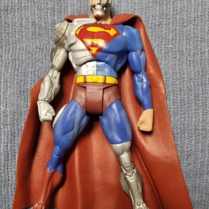 [BUNJANG] Cyborg Superman KO Figure / 22일5시까지만이가격에판매)사이보그 슈퍼맨 ko 피규어