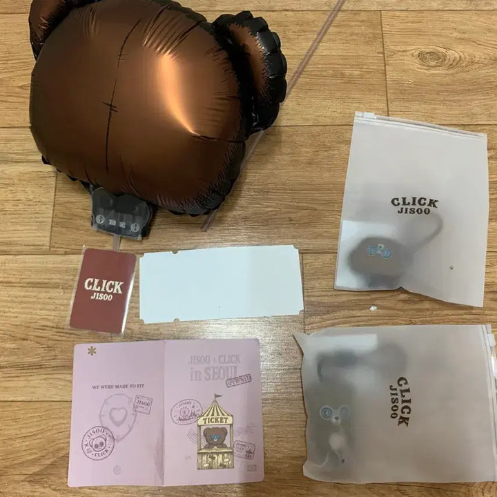 [BUNJANG] JISOO Solo Popup Goods Bundle Set / 지수 click 팝업 굿즈
