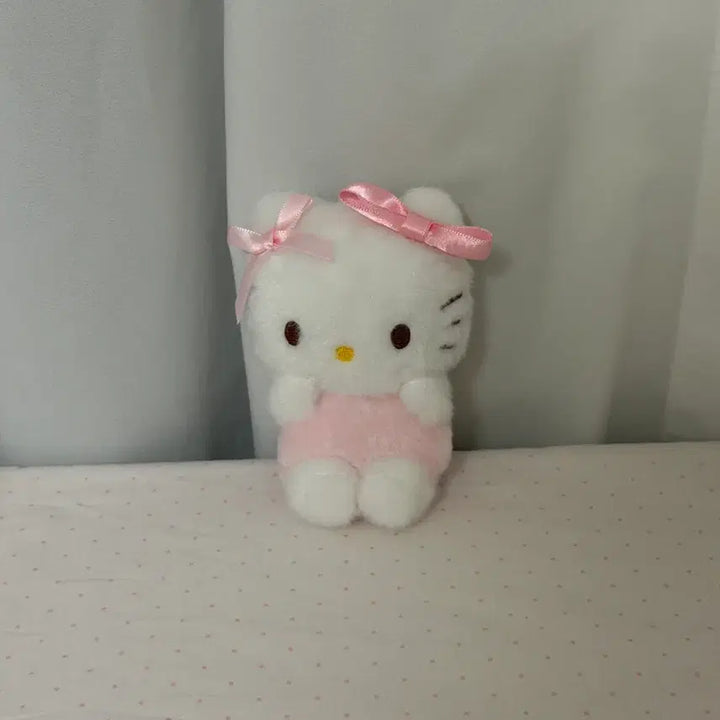 [BUNJANG] Sanrio Hello Kitty Long Fur Angel Plush / 산리오 헬로키티 장모 천사 인형