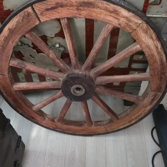 [BUNJANG] Antique Cart Wheel / 마차바퀴