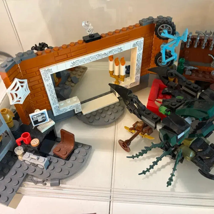 [BUNJANG] LEGO 76185 Spider-Man at the Sanctum Workshop / 레고 76185 생텀작업장의 스파이더맨