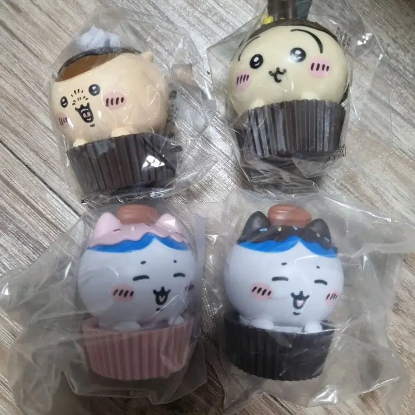 [BUNJANG] Chiikawa Monitor Cup Figure Bundle Set / 치이카와 모니터 컵 피규어 일괄
