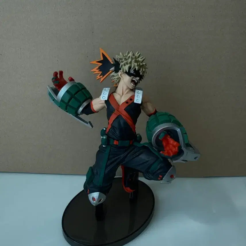 [BUNJANG] My Hero Academia Katsuki Bakugo Figure / 나의 히어로 아카데미아 바쿠고 피규어