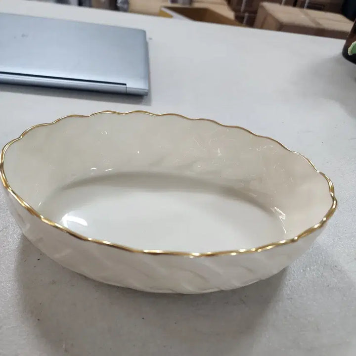 [BUNJANG] Lenox Serving Dish / USA 레녹스 LENOX 상태좋음 크기20.2cmX13.7cm 높이5.2cm20000원