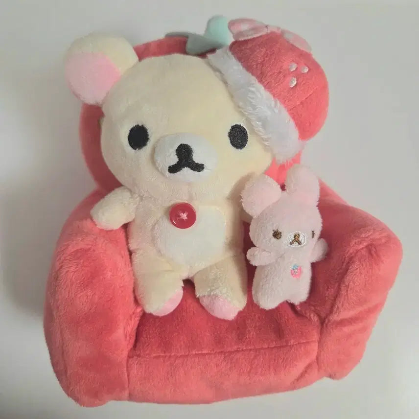[BUNJANG] San-X Korilakkuma Strawberry Sofa Plush Doll / 산엑스 코리락쿠마 딸기 소파 쇼파 누이 인형