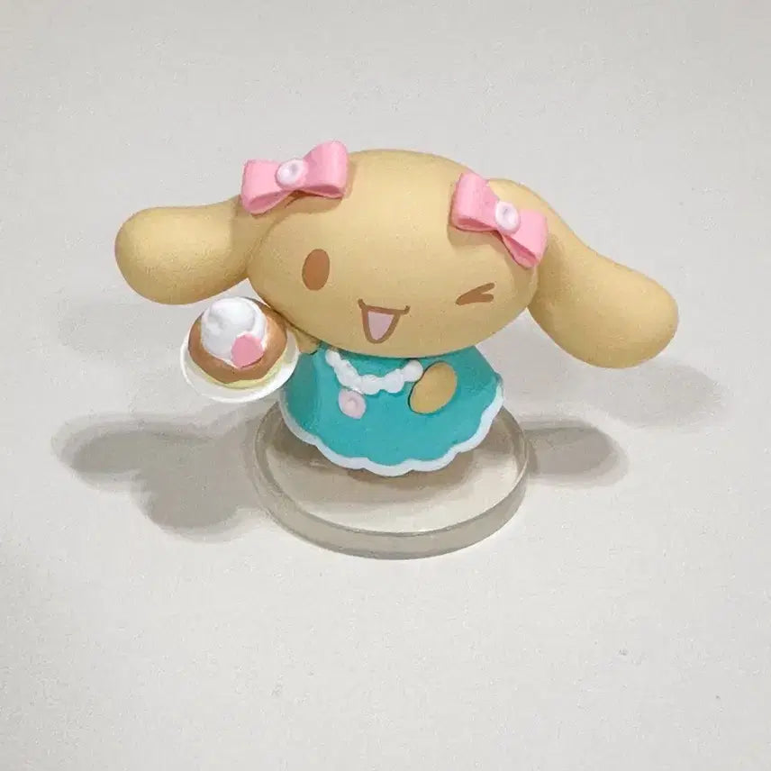 [BUNJANG] Sanrio Cinnamoroll Mocha Figure / 산리오 시나모롤 모카 피규어
