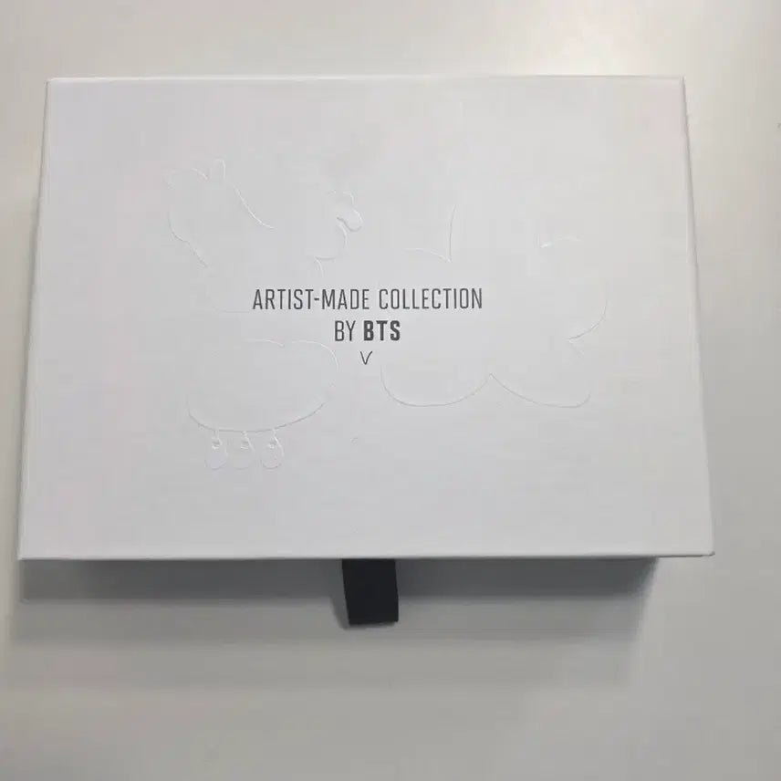 [BUNJANG] BTS V ARTIST-MADE COLLECTION Cloud Badge / BTS 방탄소년단 V MADE 컬렉션 클라우드 뱃지