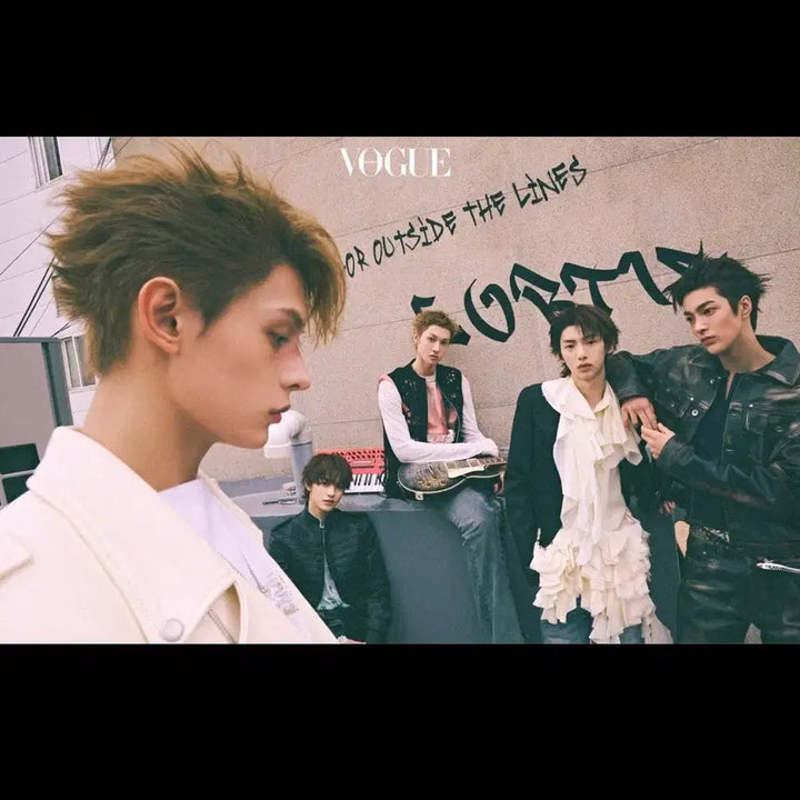 [BUNJANG] Cortis "Vogue" Magazine (Debut Issue) / (마지막한권, 새상품) 그룹 코르티스 데뷔하자마자 갓나온 화보랑 인터뷰가 실린 보그 잡지 양도합니다