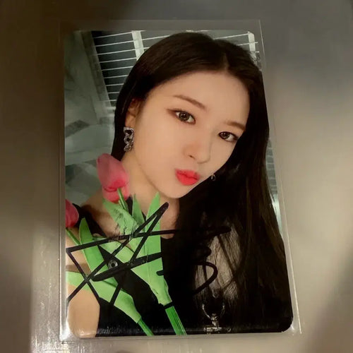 [BUNJANG] IVE An Yu Jin Fan Sign Special Signed Photocard / 아이브 안유진 팬싸 당첨 스페셜 싸인 포토카드 사인 포카