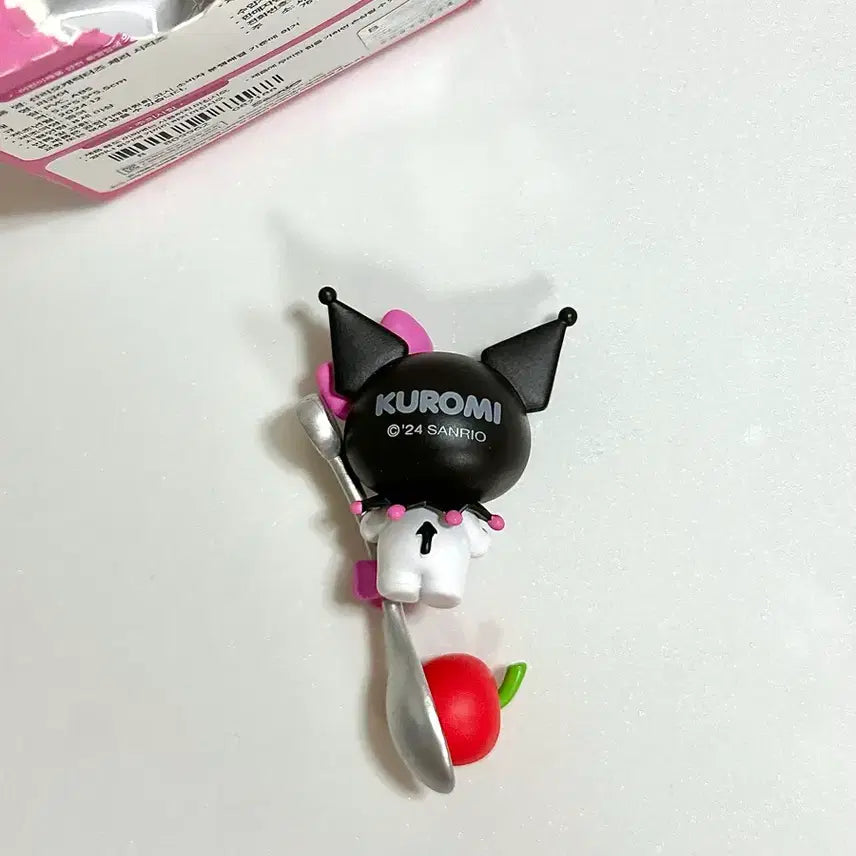 [BUNJANG] Sanrio Kuromi Mini Figure + Apple Spoon Set New / 산리오 쿠로미 미니 피규어 + 사과 스푼 새상품