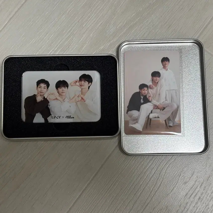 [BUNJANG] Lucy Good People Goods Magnet &amp; Photocard Set / 루시 굿피플 굿즈(자석,포카)