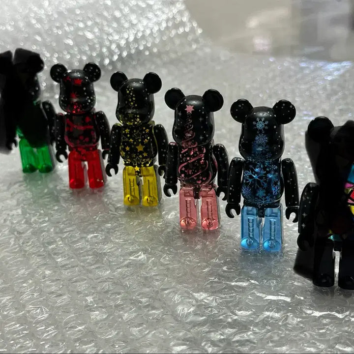[BUNJANG] Medicom Toy Christmas Be@rbrick 4-Figure Set / 메디콤 토이(Medicom Toy) 크리스마스 베어브릭 4종 세트