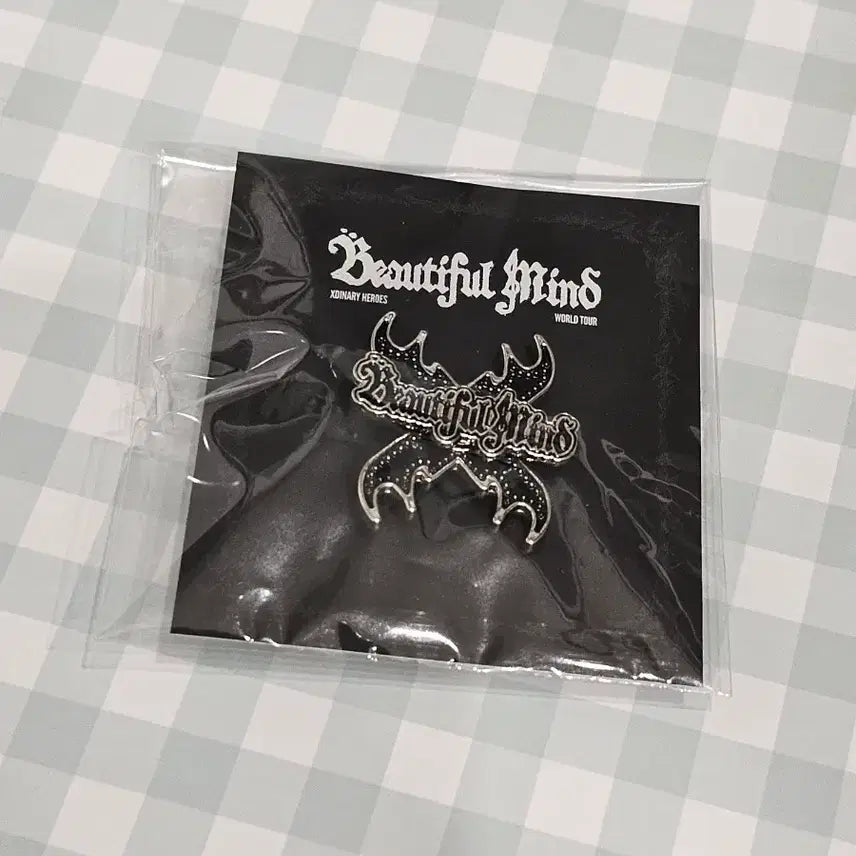 [BUNJANG] XDINARY HEROES Beautiful Mind Spin Badge / 엑디즈 엑스디너리히어로즈 뷰마콘 뷰티풀마인드 스핀 뱃지 양도