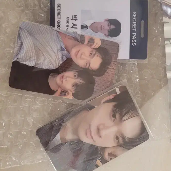 [BUNJANG] Kim Yunsik Photocard Bundle (Yunsik-Siwoo) / 김윤식 프롬 포토카드 3개 + 시크릿패스 2개 (윤식-시우) + 커플 포토카드 1개