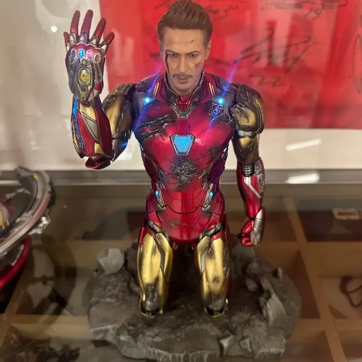 [BUNJANG] Hot Toys Iron Man Damage Version Figure / 핫토이 아이언맨 데미지 버전