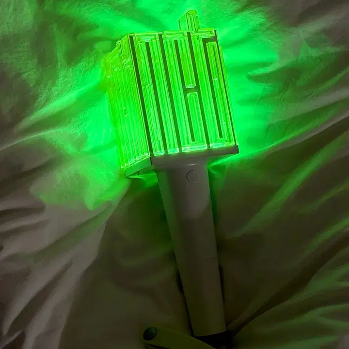 [BUNJANG] NCT Lightstick (Geumeumbong) / 엔시티 응원봉 믐뭔봄 구믐봉 믐뭠봉