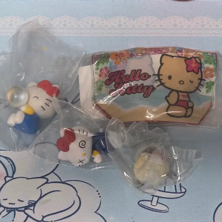 [BUNJANG] Sanrio Hello Kitty Gacha 4-Piece Bundle Set / 헬로키티 가챠 4종 일괄