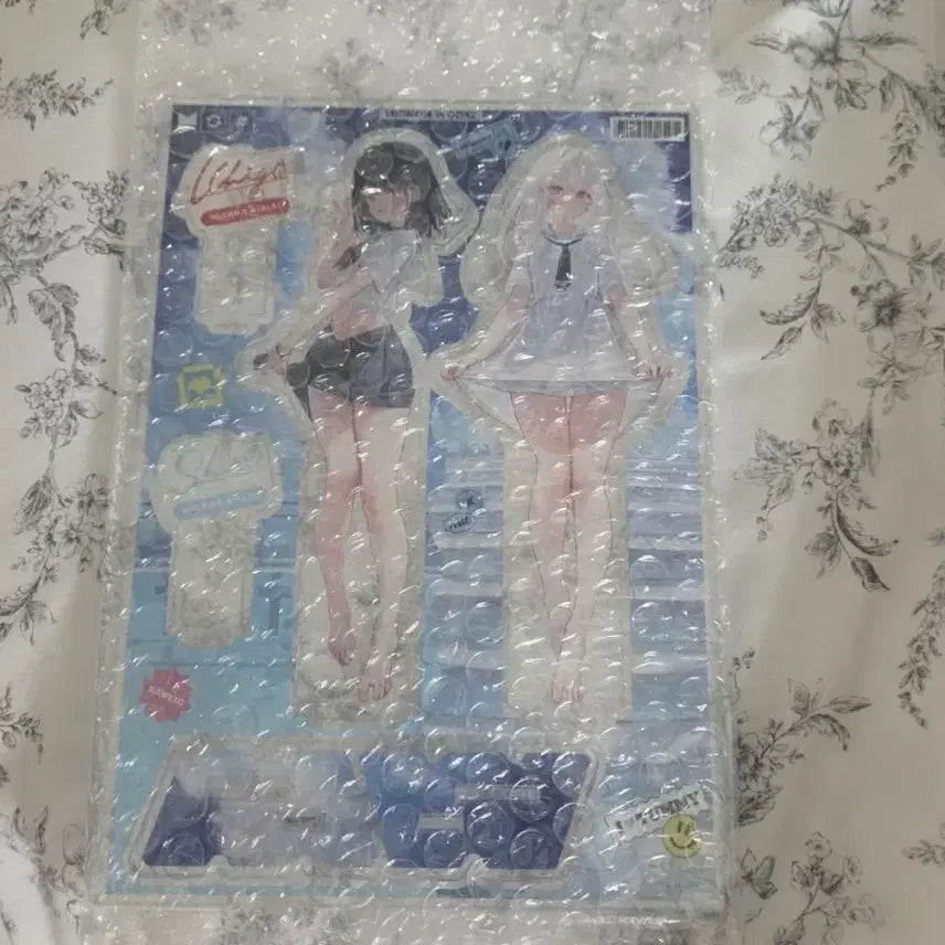 [BUNJANG] Mignon Ichigo Shiro Acrylic Stand / mignon 미뇽 아크릴스탠드