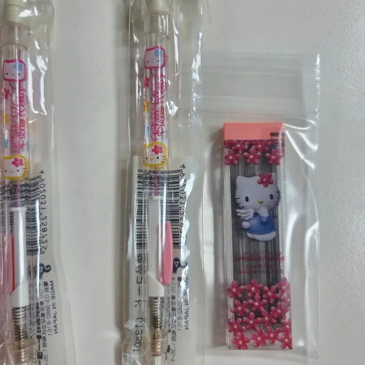 [BUNJANG] Vintage Hello Kitty Mechanical Pencil &amp; Ballpoint Pen Set / 고전키티 샤프 고전키티 볼펜 키티샤프심 키티 노크식샤프