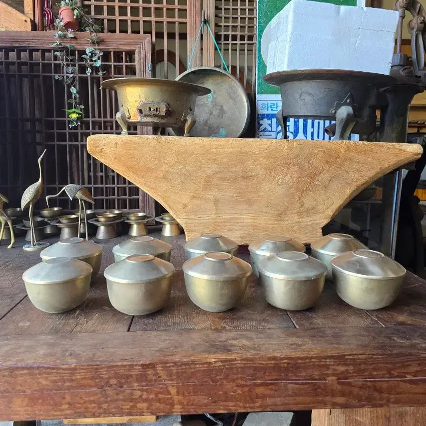 [BUNJANG] Vintage Brass Bowls (Set of 10) / 옛날 놋그릇 10개