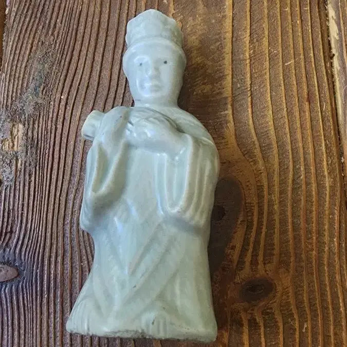 [BUNJANG] Celadon Figure Water Dropper / 청자 인물상연적