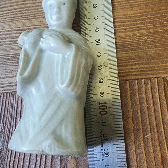 [BUNJANG] Celadon Figure Water Dropper / 청자 인물상연적