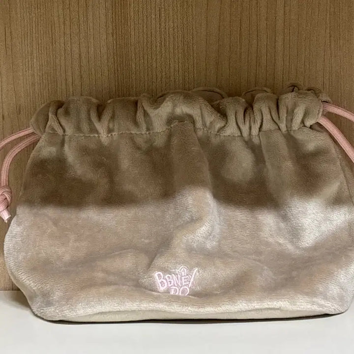 [BUNJANG] Myeongmyeong Pouch / 명명이 파우치