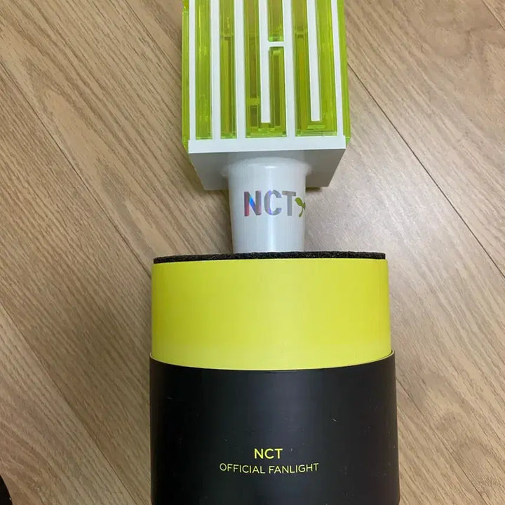 [BUNJANG] NCT Official Lightstick (Old Version) / 가격인하)급처 NCT 공식 응원봉 믐뭔봄 구버전