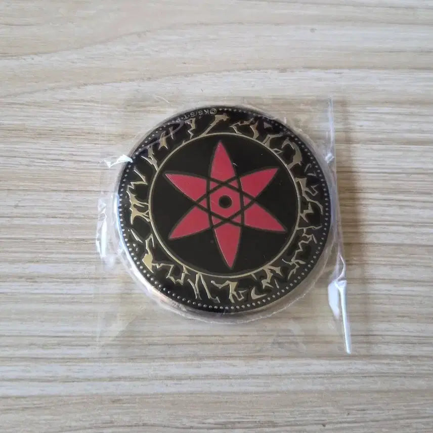[BUNJANG] Naruto Golden Sharingan Badge / 나루토 골든 사륜안 뱃지