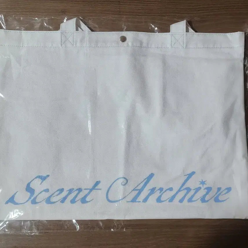 [BUNJANG] RESCENE Unsealed Shoulder Bag with Photocard / 리센느 팝업 미개봉 숄더백 포토카드 포함