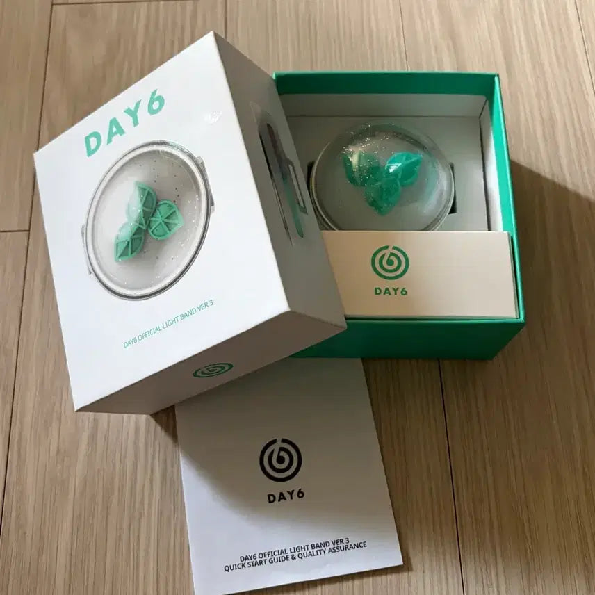 [BUNJANG] DAY6 Official Lightstick Ver.3 / DAY6 공식 응원봉 VER.3