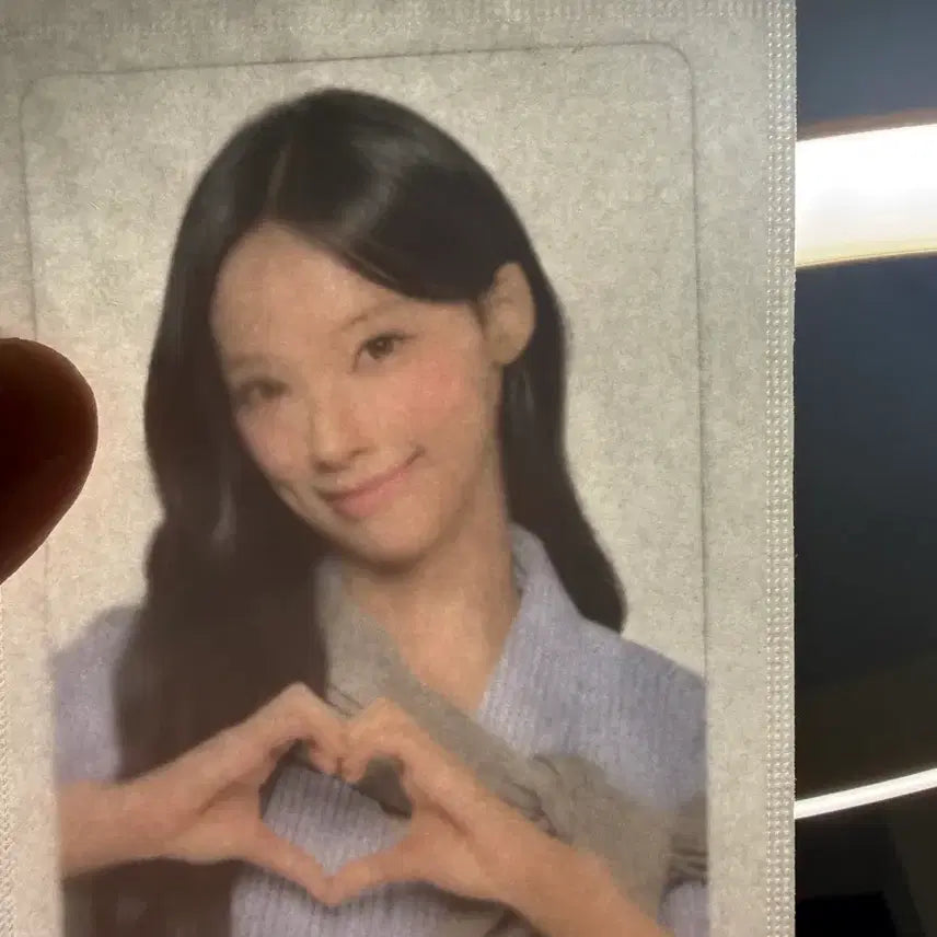 [BUNJANG] RESCENE Wonie CU Bread Photocard / 리센느 원이 CU 빵 포카 포토카드 하트