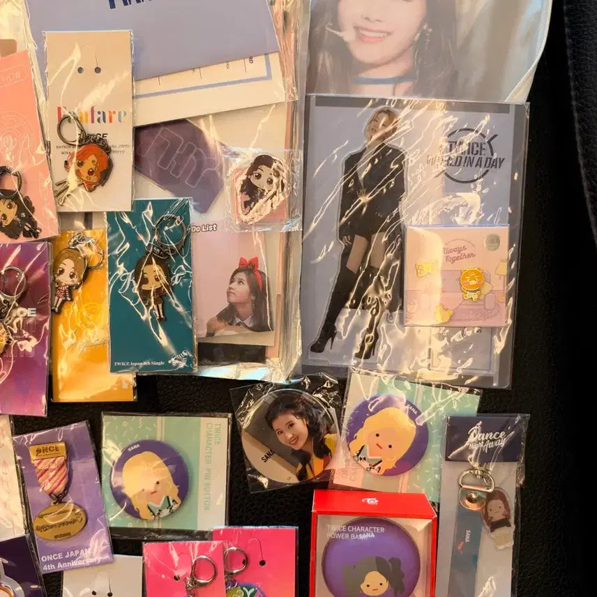 [BUNJANG] Twice Sana Bundle Set / Twice 트와이스 사나 굿즈 일괄