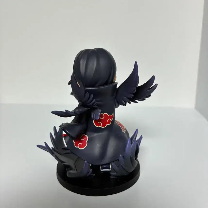 [BUNJANG] Pop Mart Naruto Akatsuki Uchiha Itachi Figure / 팝마트 나루토 아카츠키 우치하 이타치 피규어