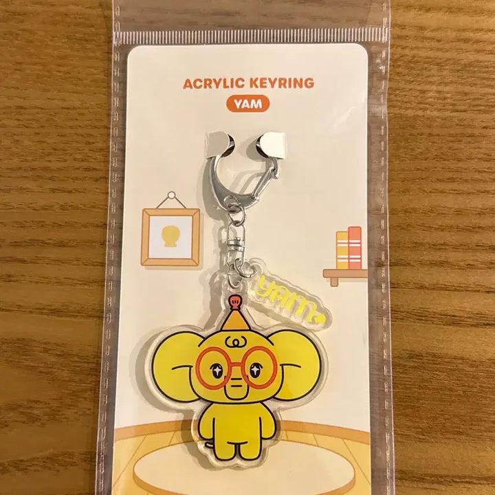 [BUNJANG] Ressene May Remini Yam Acrylic Keyring (Sealed) / 리센느 메이 레미니 얌 아크릴 키링 미개봉