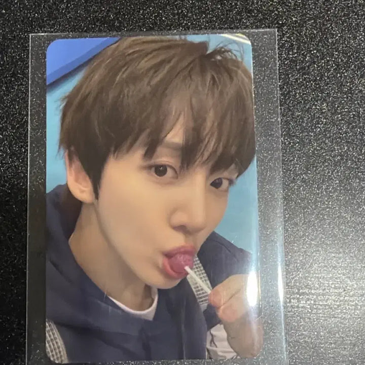 [BUNJANG] Kickflip Donghyun Photocard / 킥플립 동현 포카