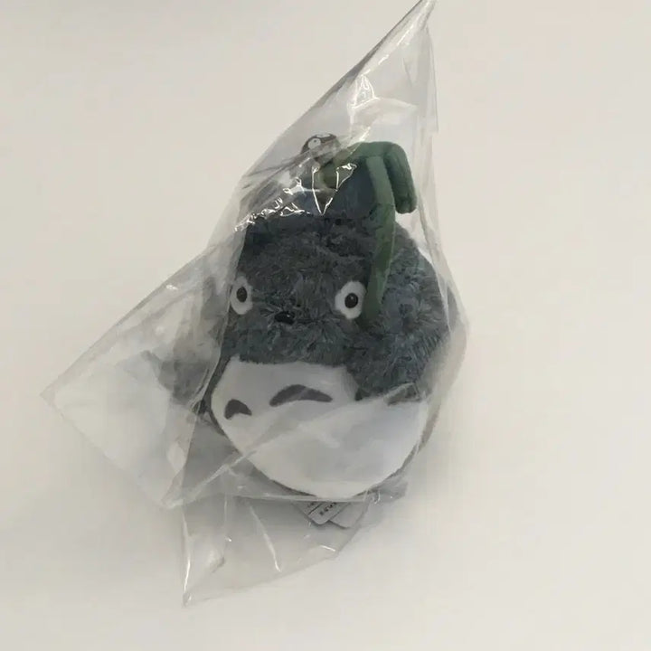 [BUNJANG] Ghibli Totoro Kurosuke Leaf Plush / 지브리 토토로 쿠로스케 나뭇잎 인형