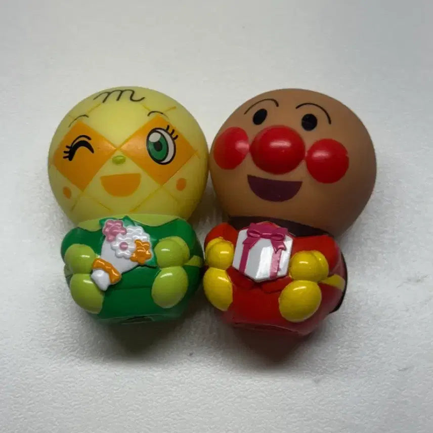 [BUNJANG] Melon Pan Man Anpanman Dougeuni Mallangi Gacha Toy Bundle Set / 메론빵맨 호빵맨 두근이 말랑이 가챠 장난감 일괄 세트 할인 처분 급처