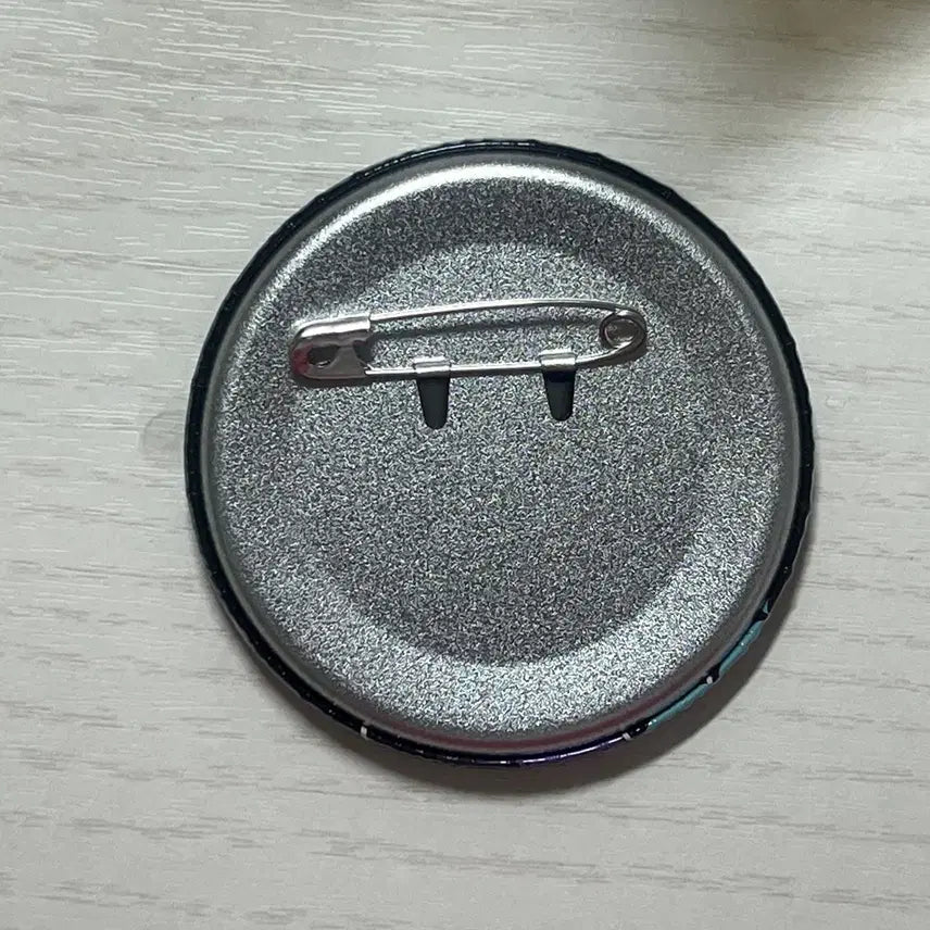 [BUNJANG] Scissor Seven Seven Can Badge / 자객오육칠 칠 캔뱃지 판매합니다
