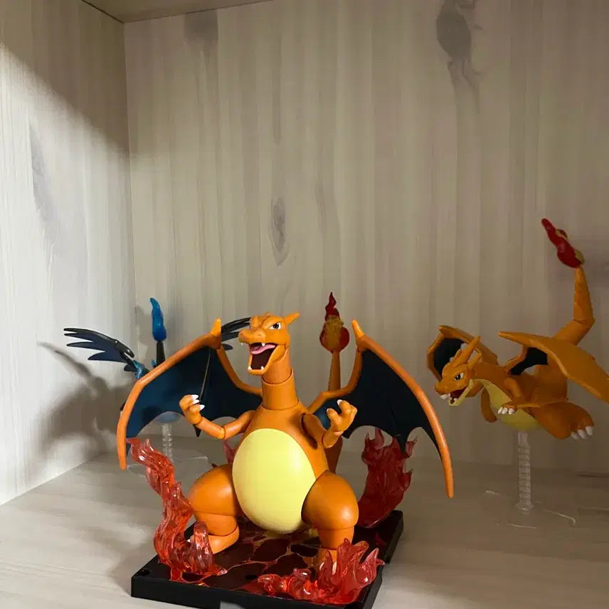 [BUNJANG] Charizard Figure Set / 리자몽 피규어 세트