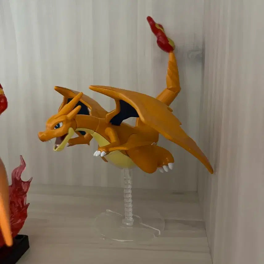 [BUNJANG] Charizard Figure Set / 리자몽 피규어 세트