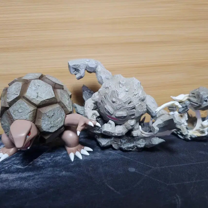 [BUNJANG] Pokemon ZXZ Reproduction Rolycoly Evolution Set Figure / 포켓몬스터 zxz 복각 꼬마돌 진화세트