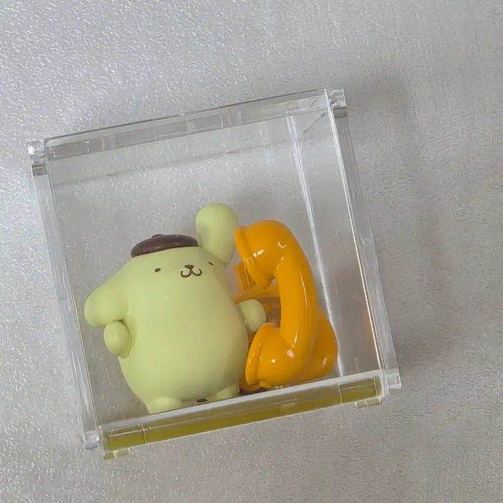 [BUNJANG] Sanrio Pompompurin Telephone Figure / 산리오 폼폼푸린 전화기 피규어