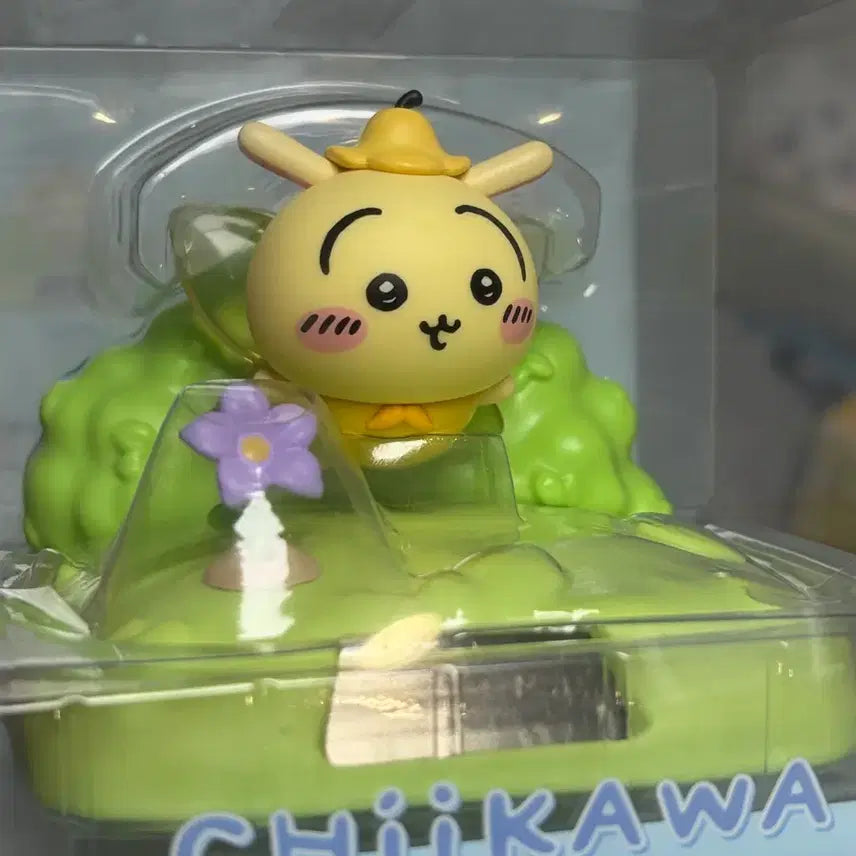 [BUNJANG] Usagi Wobbly Solar-Powered Figure / 먼작귀 우사기 흔들흔들 태양열 피규어 새상품
