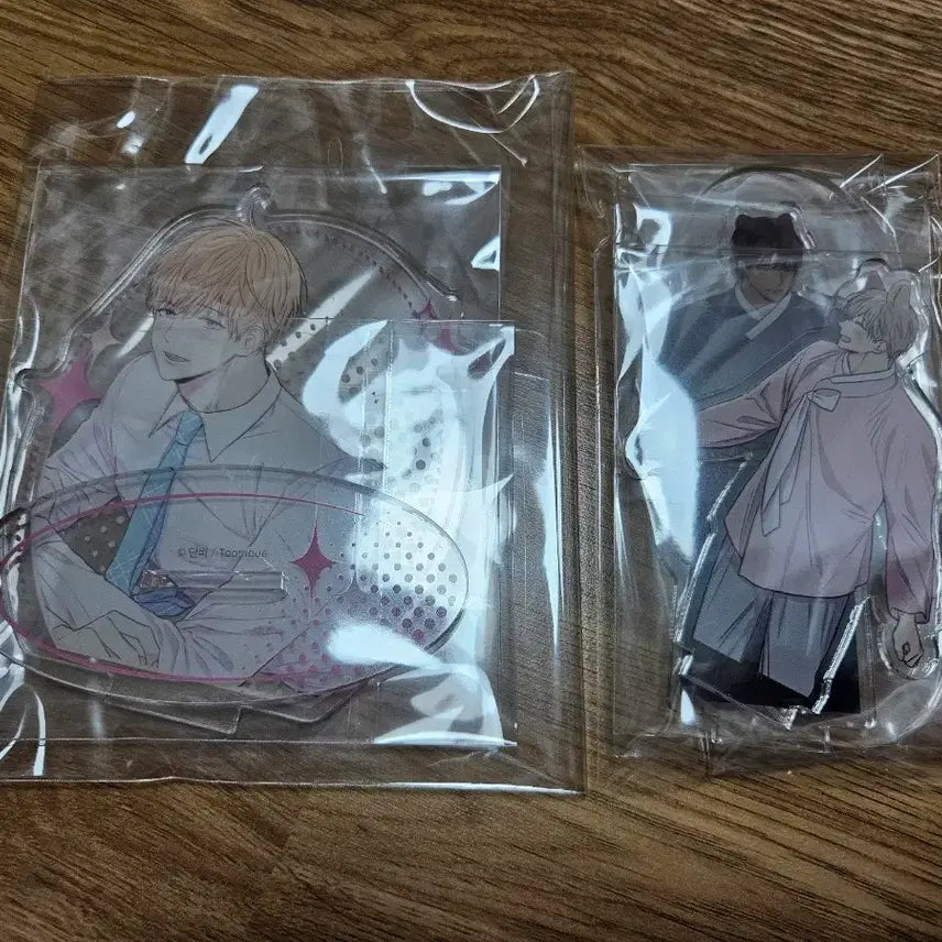 [BUNJANG] Ilgan Alba Yeonje-gu Goods Acrylic Stand Set / 일간알바 연제구 굿즈