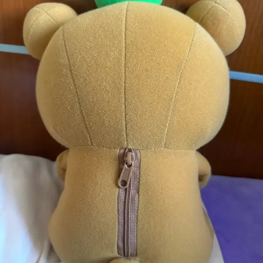 [BUNJANG] Rilakkuma Apple Plush Doll (Medium) / 리락쿠마 사과 인형
