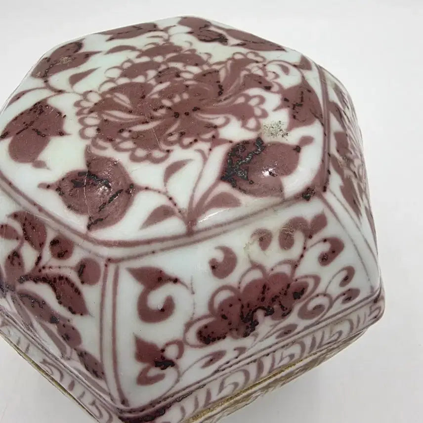 [BUNJANG] Glass Red Glaze Flower Pattern Vase / 유리홍화훼문합
