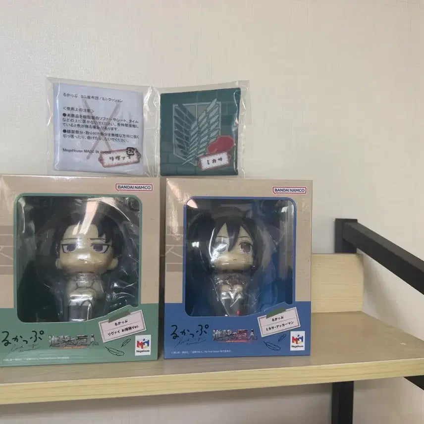 [BUNJANG] Attack on Titan Mikasa &amp; Levi Look Up Special Edition Bundle Set (Sealed) / 택포10 미개봉 진격의거인 미카사 리바이 룩업 특전o 일괄