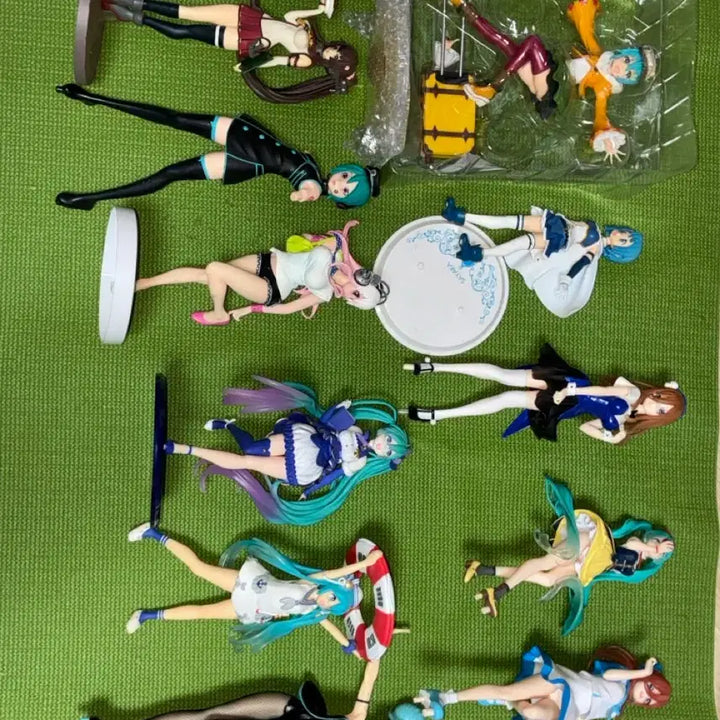 [BUNJANG] Hatsune Miku J-Mug Factory Master Collection Figure Bundle (Used) / 택포 일괄 정크 하자 있는 피규어들 모음 하츠네미쿠 제멋대로 공장장  고전 미소녀 피규어 보컬로이드 굿즈