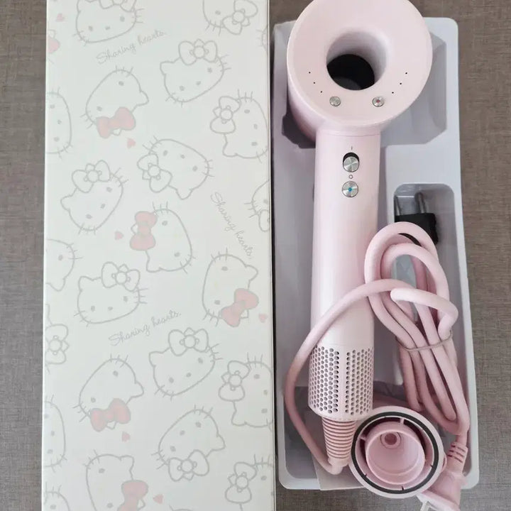 [BUNJANG] Hello Kitty Hair Dryer / 헬로키티 헤어 드라이기 새상품